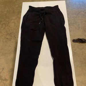 Lululemon joggers black size 6 rulu